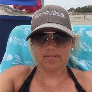 Meet your Posher, Michele